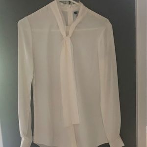 Theory Ivory silk long sleeved blouse